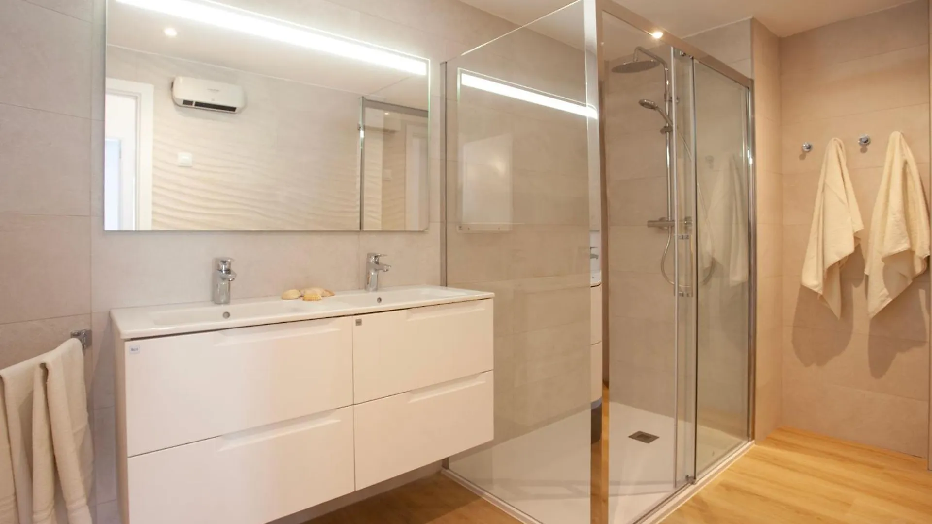 Apartaments Edificio Puerto Colonia de Sant Jordi 0*,  İspanya